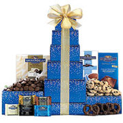 Bring happiness all around with Christmas special gift hamper